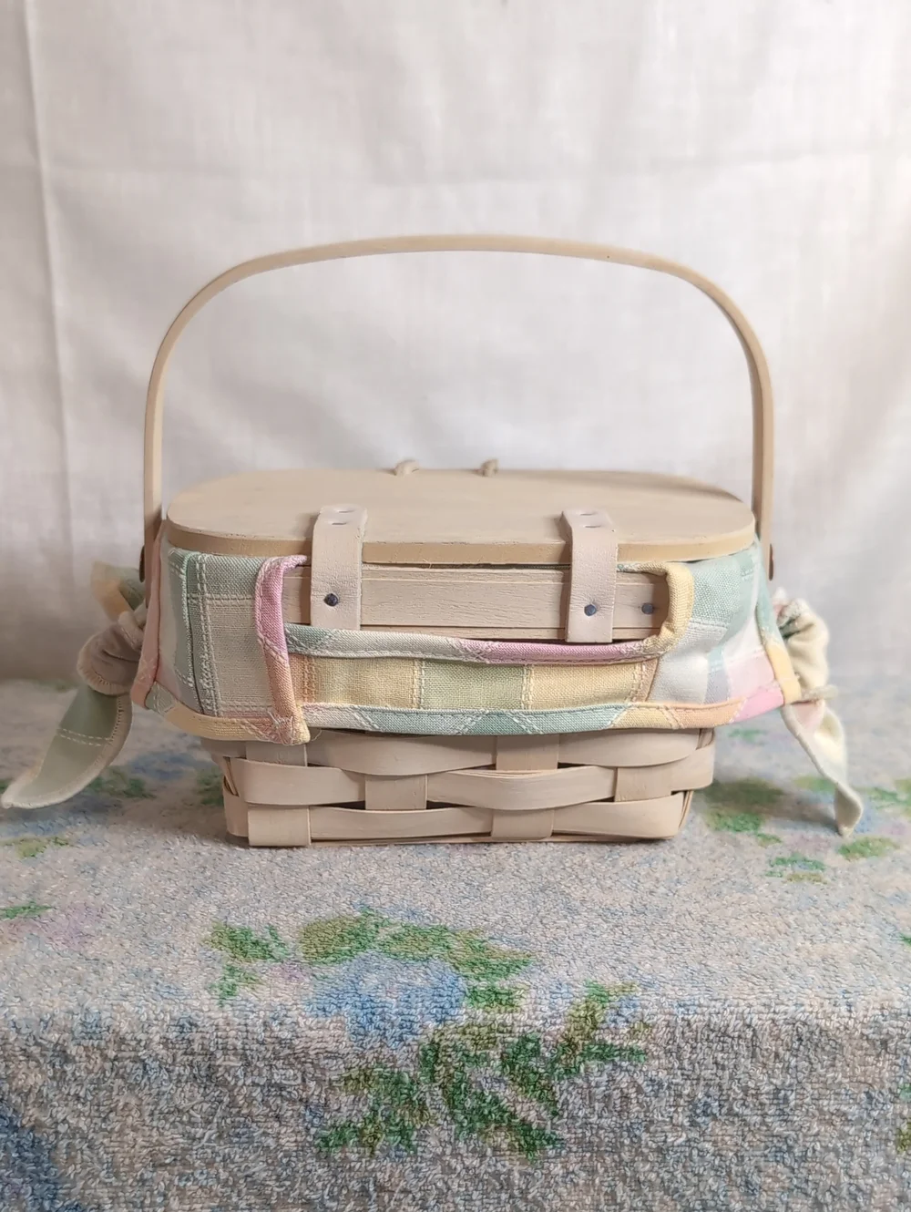 '01 Longaberger Pastel Plaid Small Basket